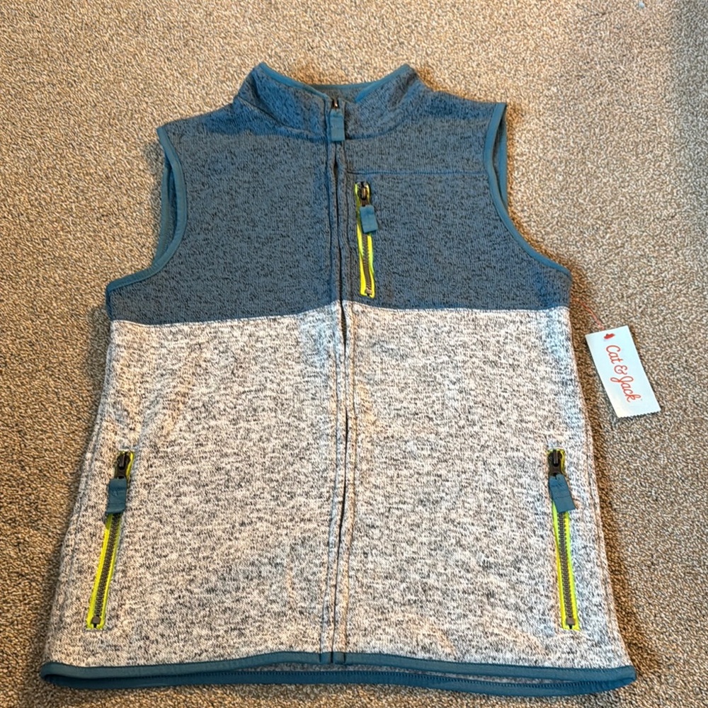 Size 12/14 NWT - Cat & Jack Sleeveless Knit Fleece Vest